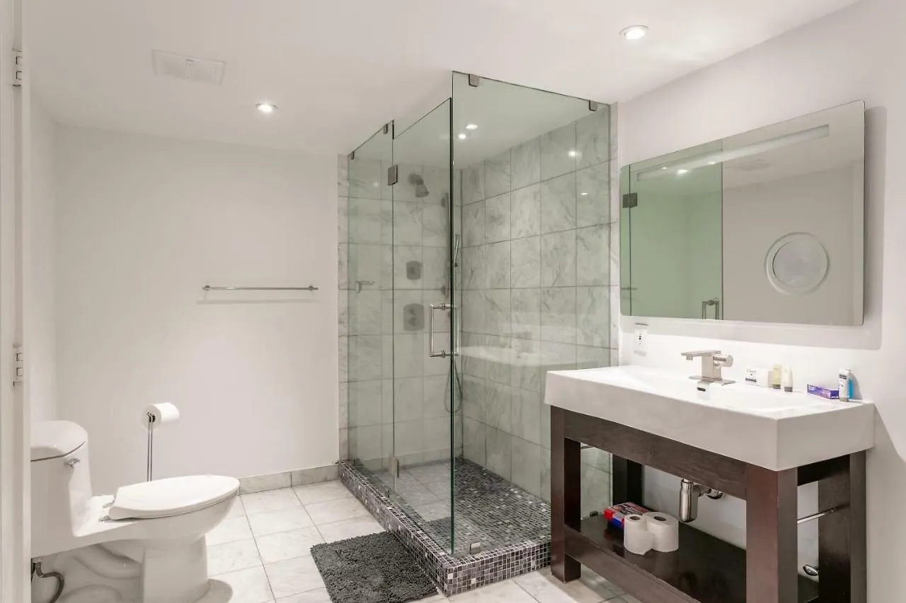 Cozy Oceanview Retreat On The Bay Doral