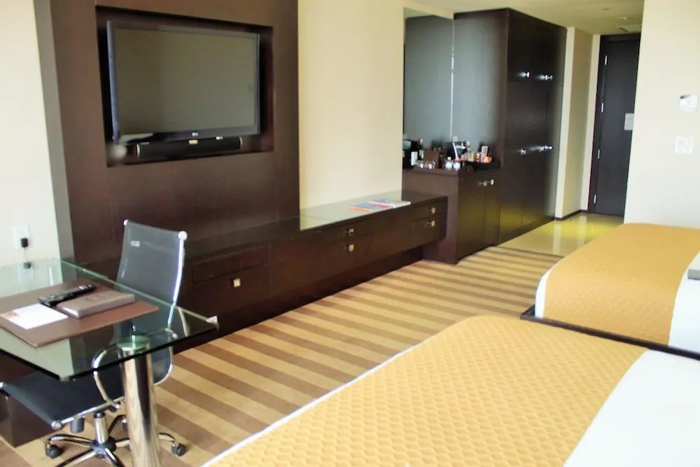 Eb Miami Airport 4*