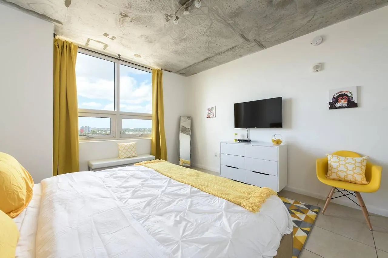 Modern 1 Bedroom Midtown With Free Parking * Майами