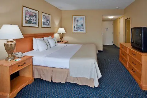 Miami-doral Area By Ihg מלון