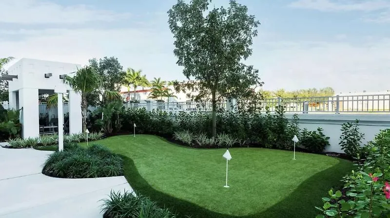 Hilton Garden Miami Dolphin Mall Hotel 3*