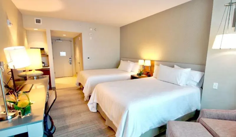 Hilton Garden Miami Dolphin Mall 3*