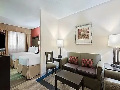 Express & East-miami By Ihg 2*