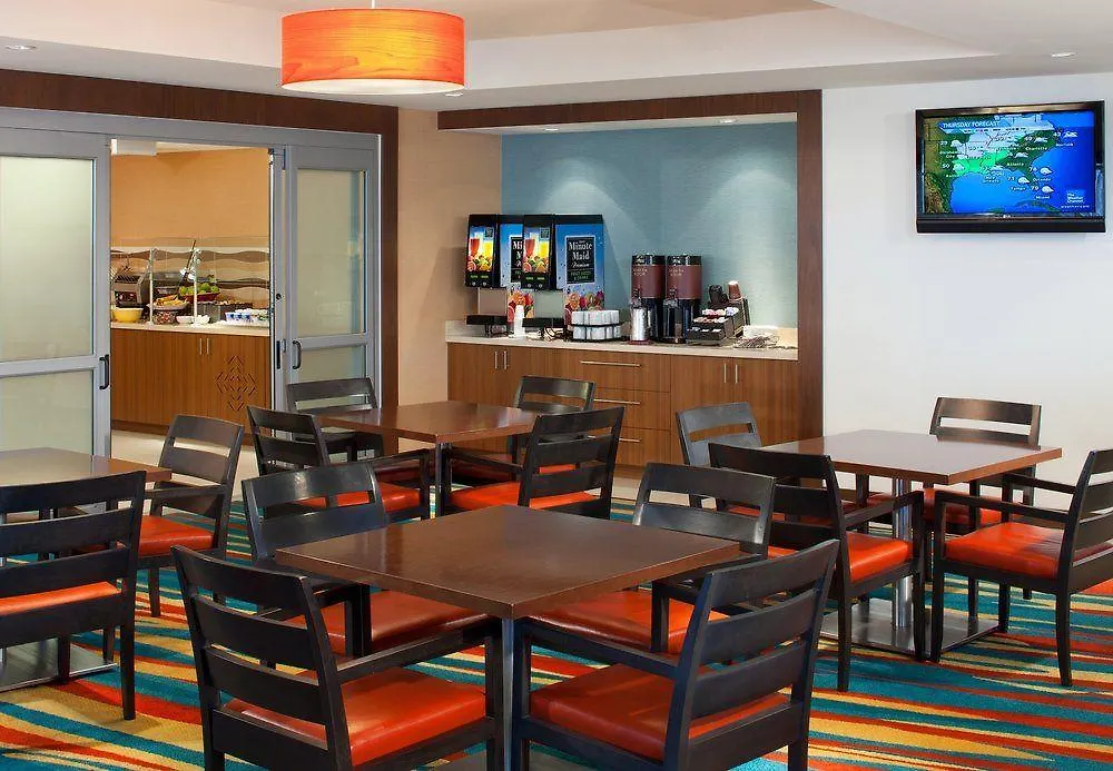 By Marriott Airport Hotel Miami