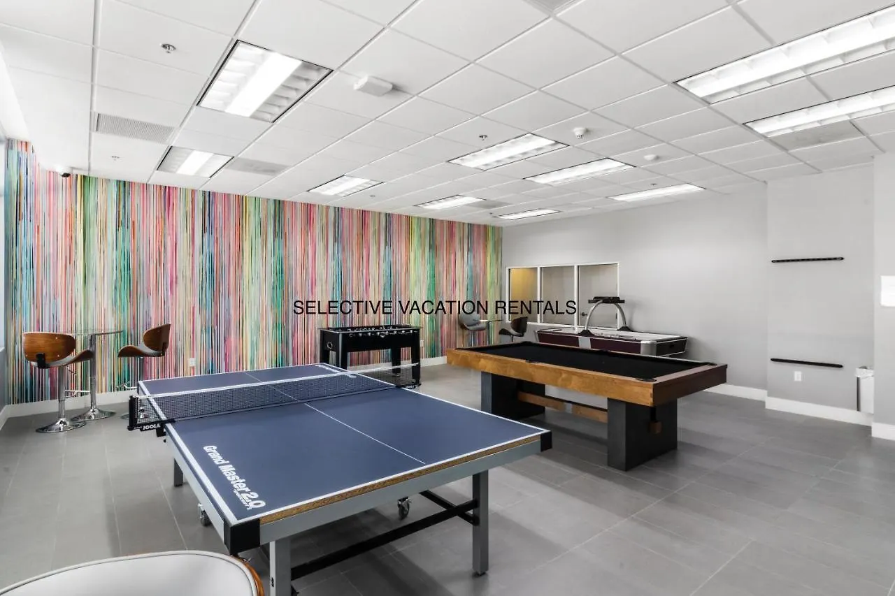 Downtown Brickell Popular 4 Bedrooms Bayview *