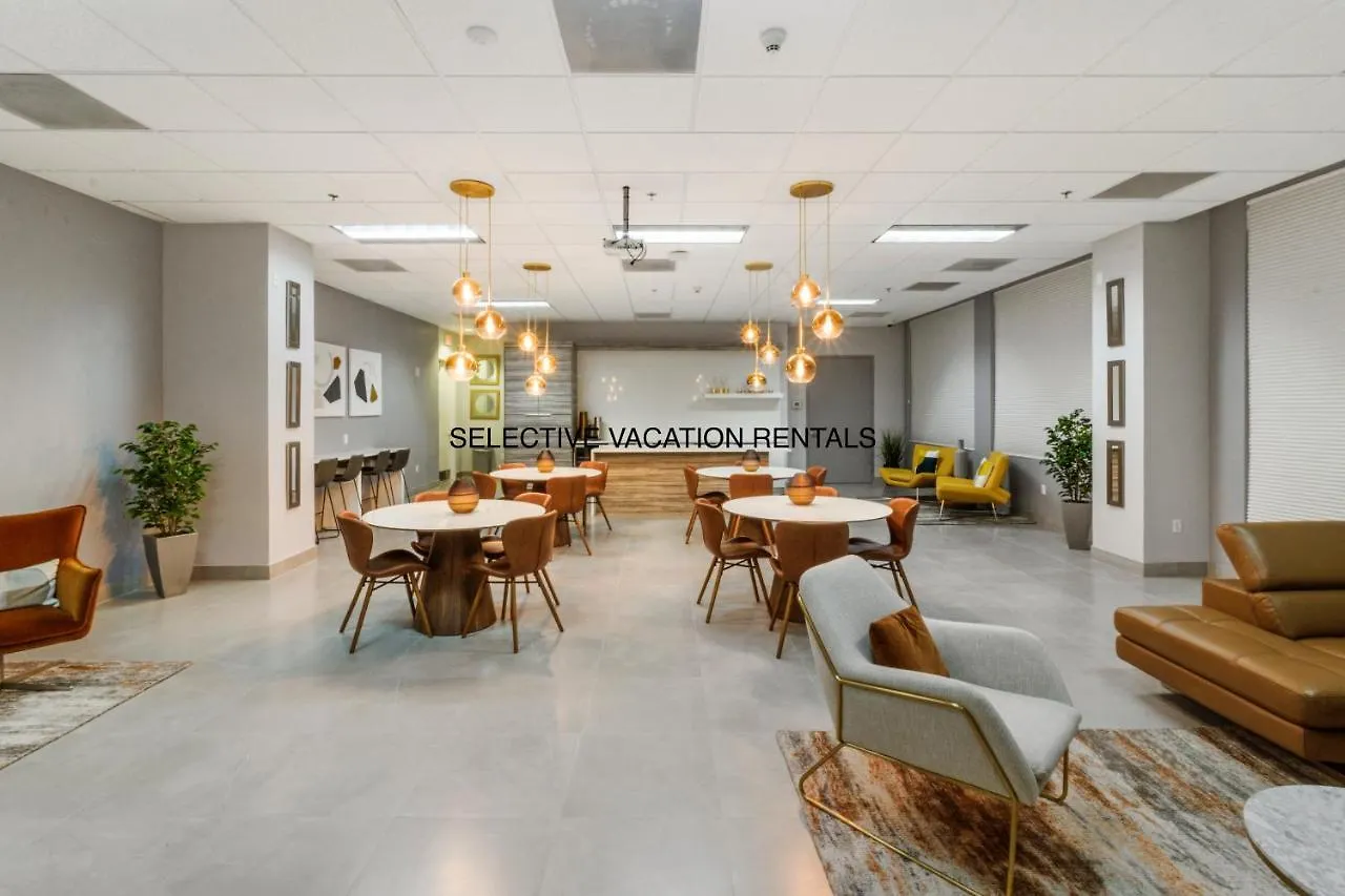 Downtown Brickell Popular 4 Bedrooms Bayview Apartment