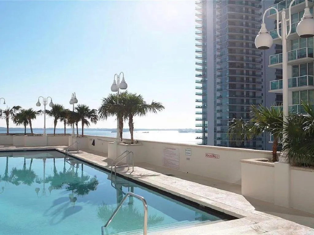 Downtown Brickell Popular 4 Bedrooms Bayview Apartment *