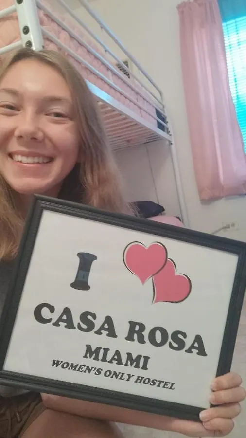 Hostel Casa Rosa Women's