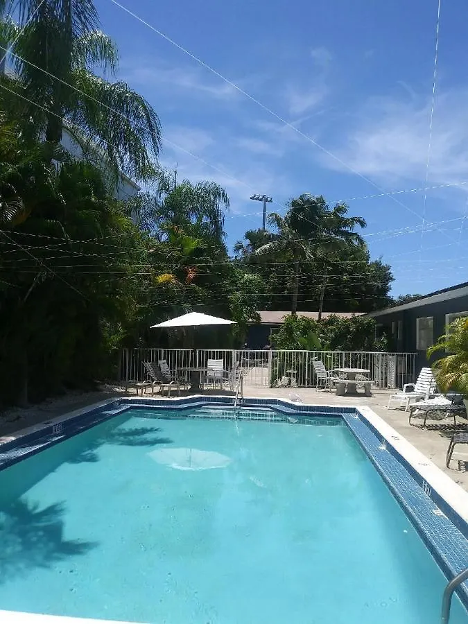 Gorgeous Beachy Chic In Key Biscayne Apartamento