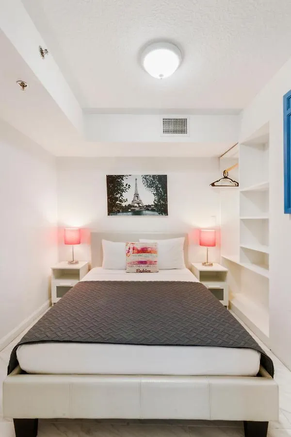 Downtown Brickell Popular 4 Bedrooms Bayview Apartment