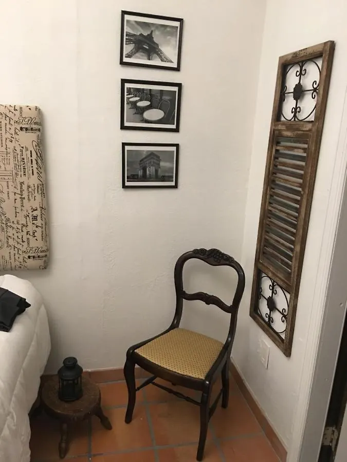 Homestay Private Loft In The Heart Of Little Havana *