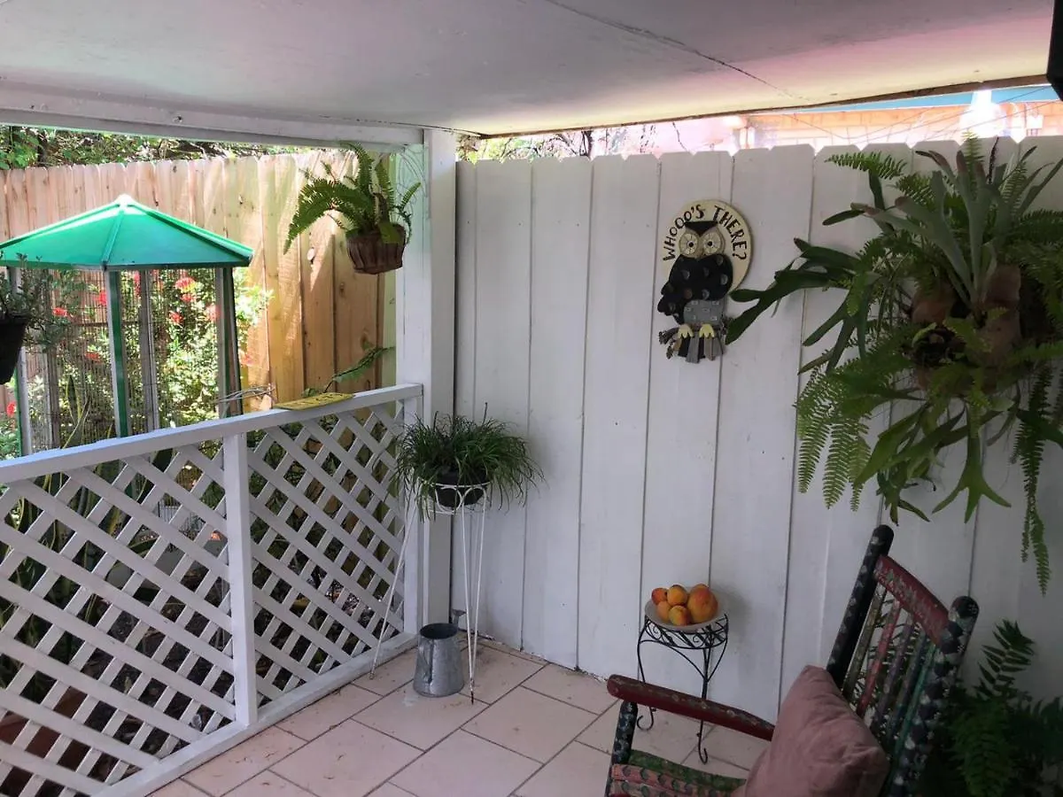 Apartment Independent In Little Havana