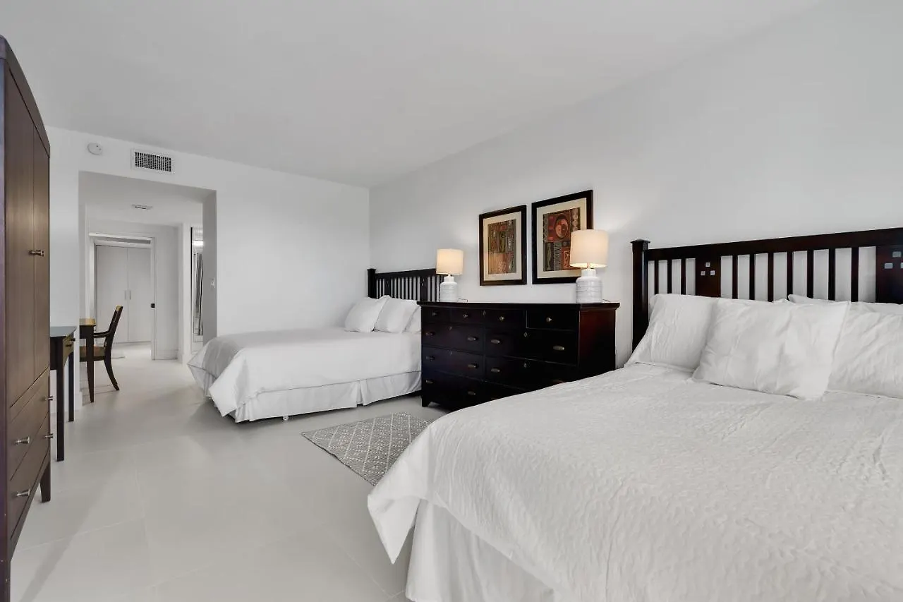 Newly Remodeled - Key Colony Апартаменты *