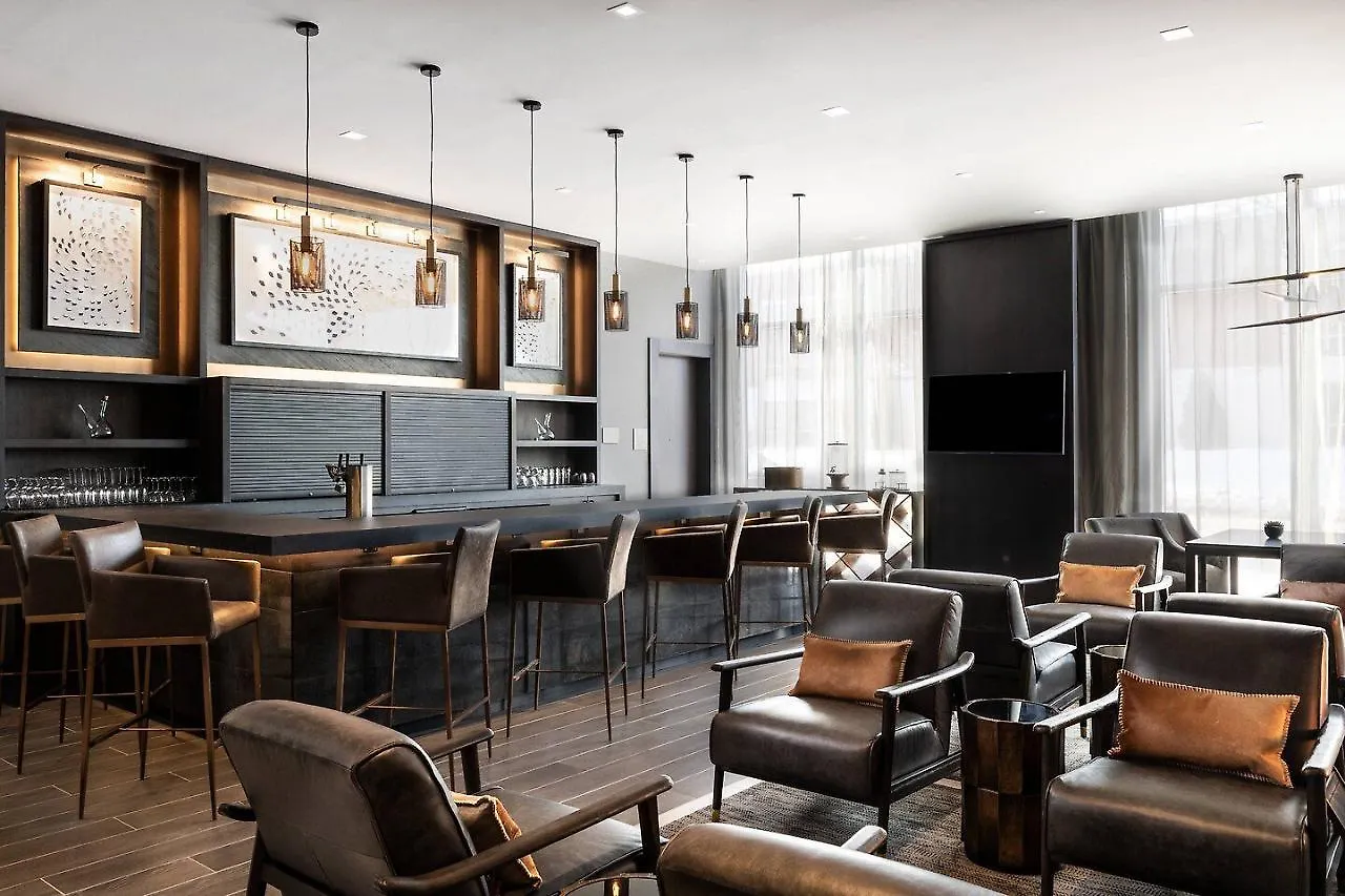 Ac By Marriott Miami Dadeland Hotel 4*
