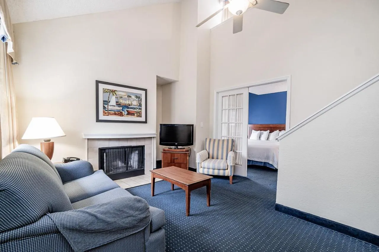 Hotel & Miami Airport West Doral