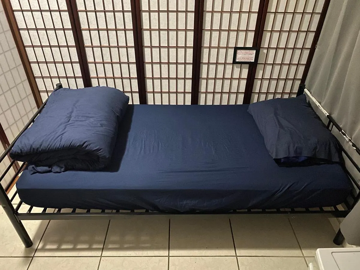 Hostel Private Cubicle - Single Bed - Mixed Shared Dorm - Miami Airport