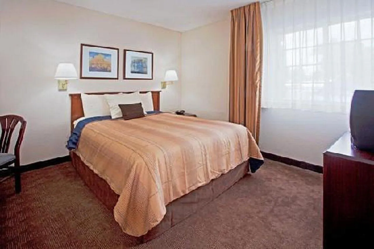 Sonesta Simply Miami Airport Hotell