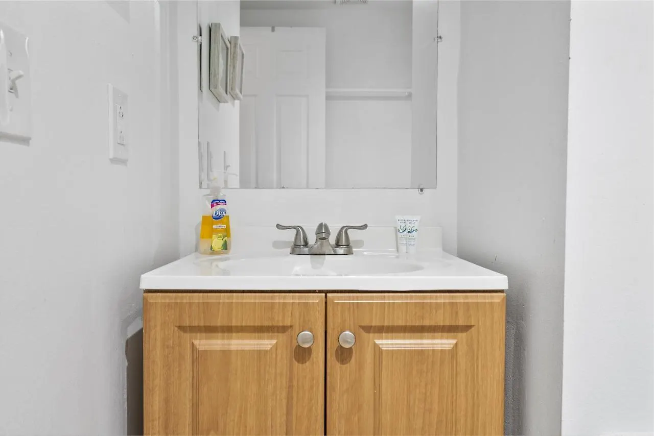 Apartment Airport Getaway Miami