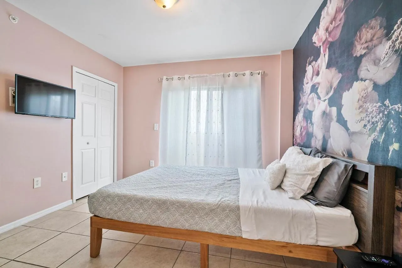 Airport Getaway Apartment