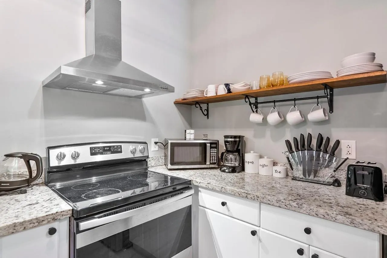 Apartment Airport Getaway Miami