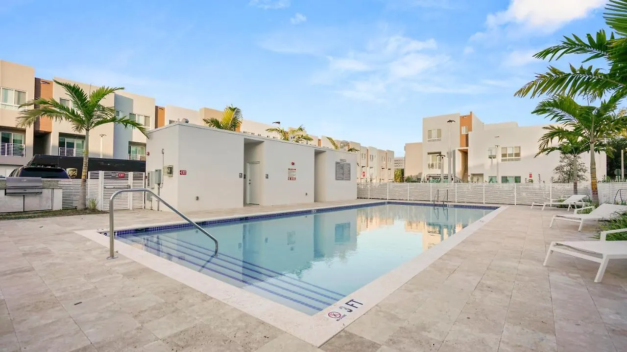Апартаменты Lofts Of Aventura