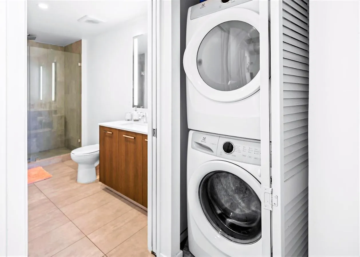 Apartment High! In The Sky! Exclusive Condo! *