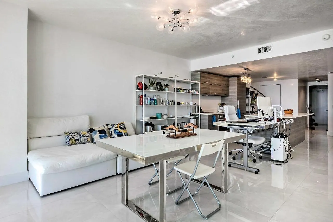 Apartment Luxe With Community Pool And Hot Tub! Miami