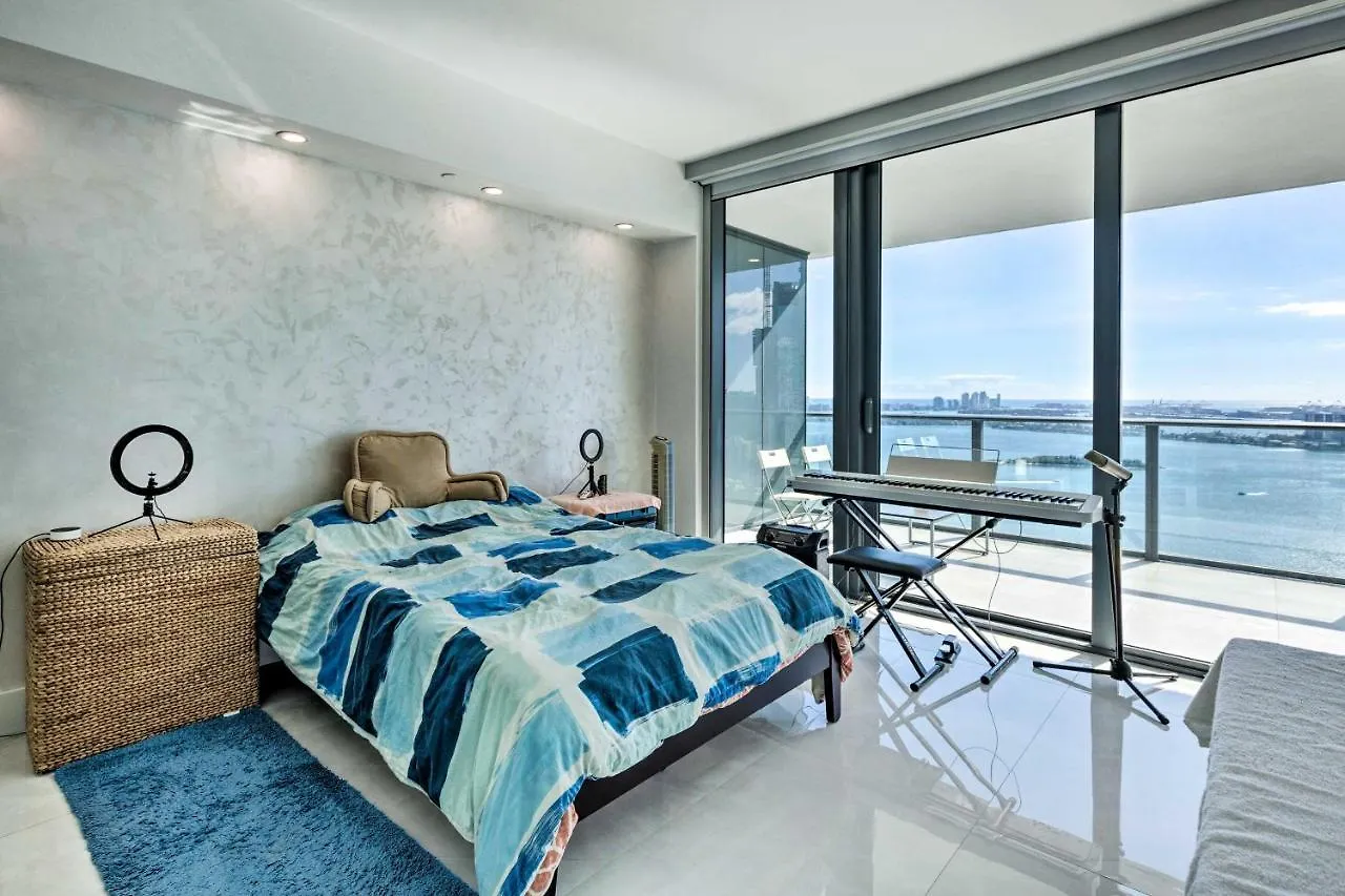 Luxe With Community Pool And Hot Tub! Miami