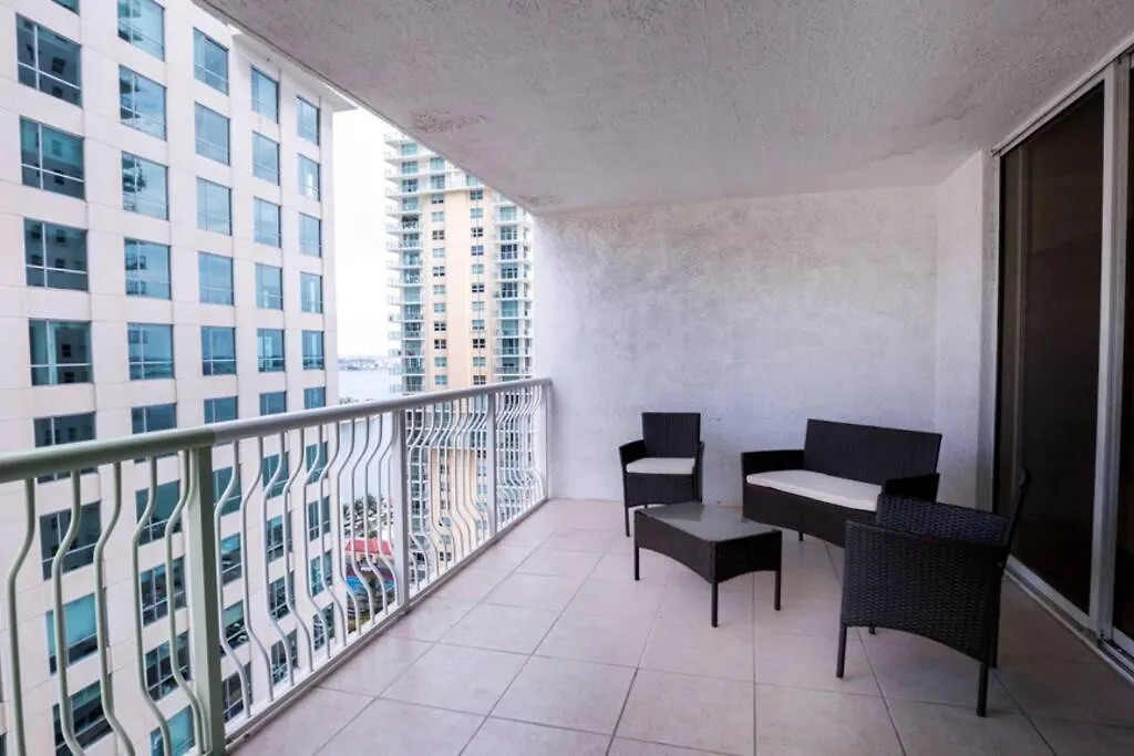 Daire Luxury & Huge At Brickell, Free Parking, 6 Guests Miami