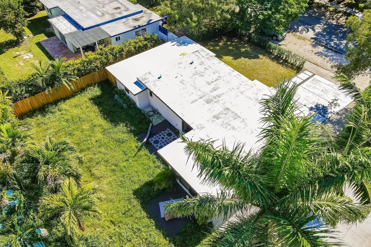Mid-century Modern Oasis 度假居 迈阿密