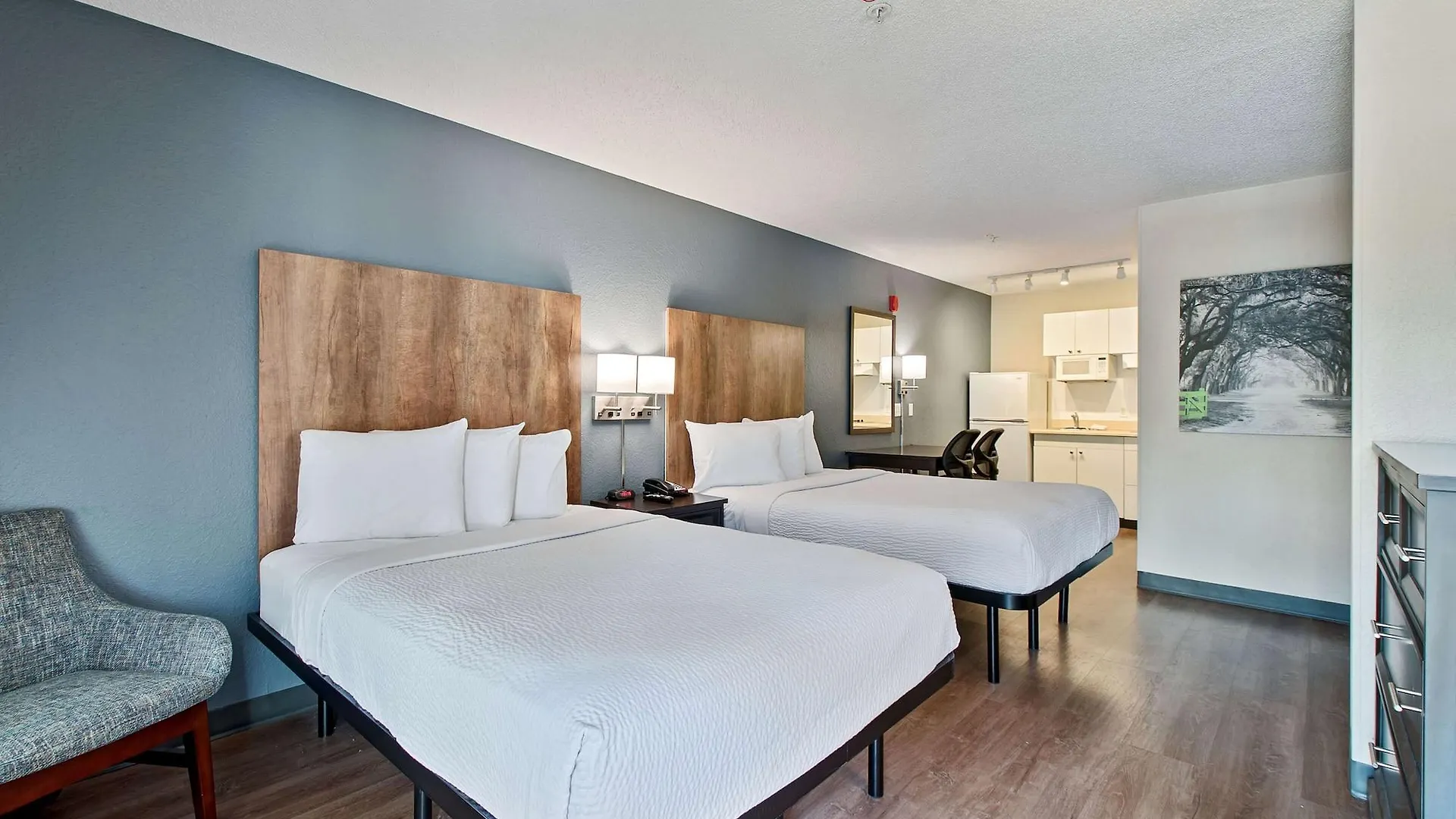 Extended America - - Airport - Blue Lagoon Hotel Miami