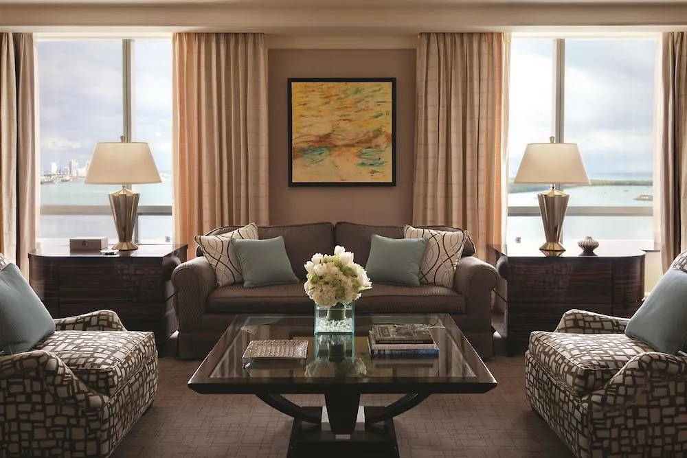 Hotel Four Seasons 5*