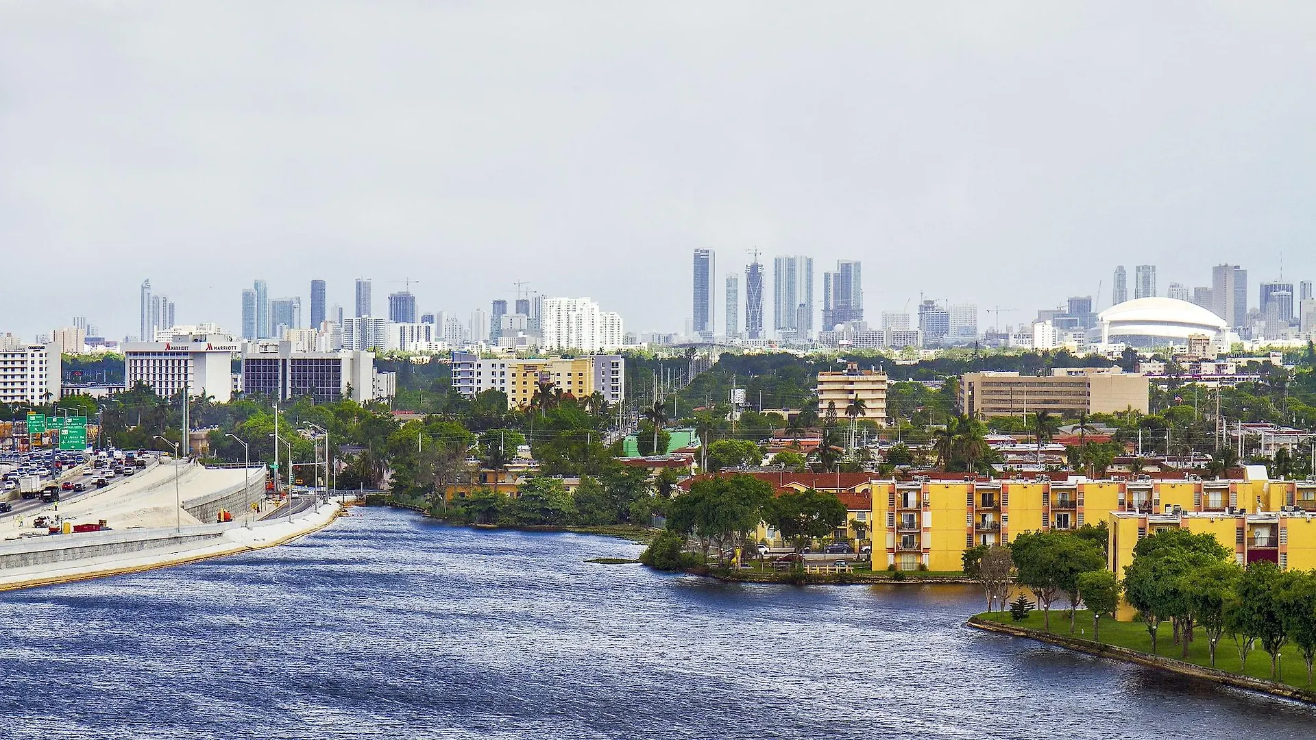 Hilton Miami Airport Blue Lagoon