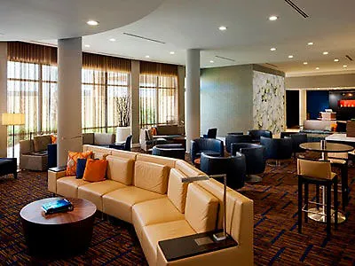 Hotel Courtyard Miami Dadeland 3*