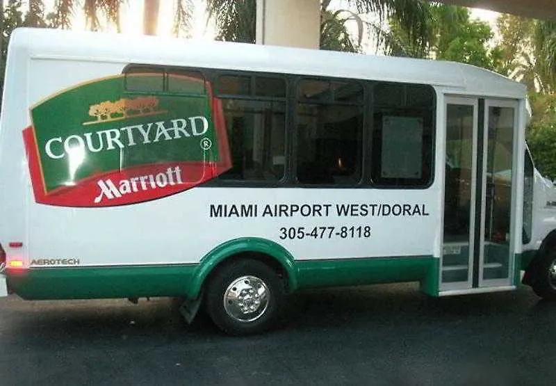 Courtyard Airport West Doral Hotel Miami
