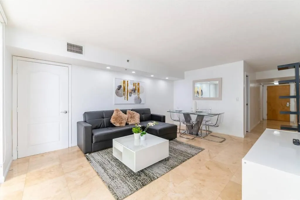 Apartment 4br With Bay View At Brickell, Free Parking *