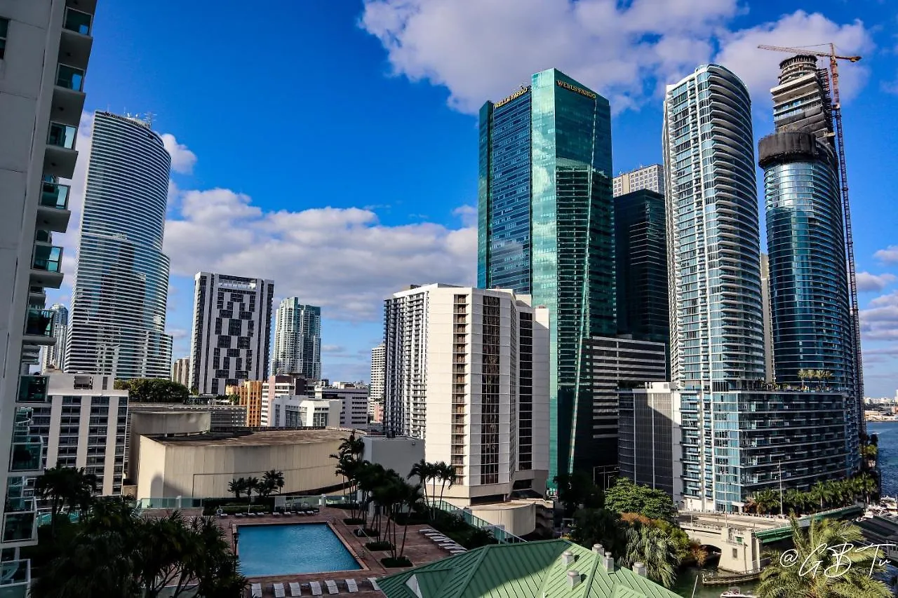Aparthotel Blue River At Brickell