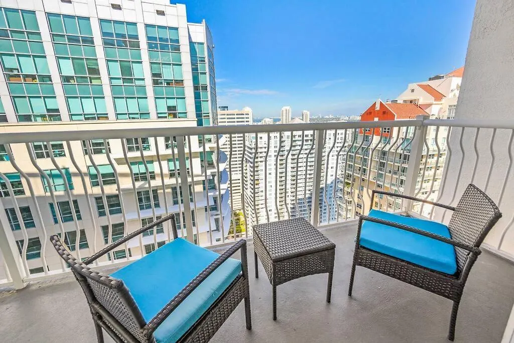 High Floor Unit Located In Brickell - Free Parking * 마이애미
