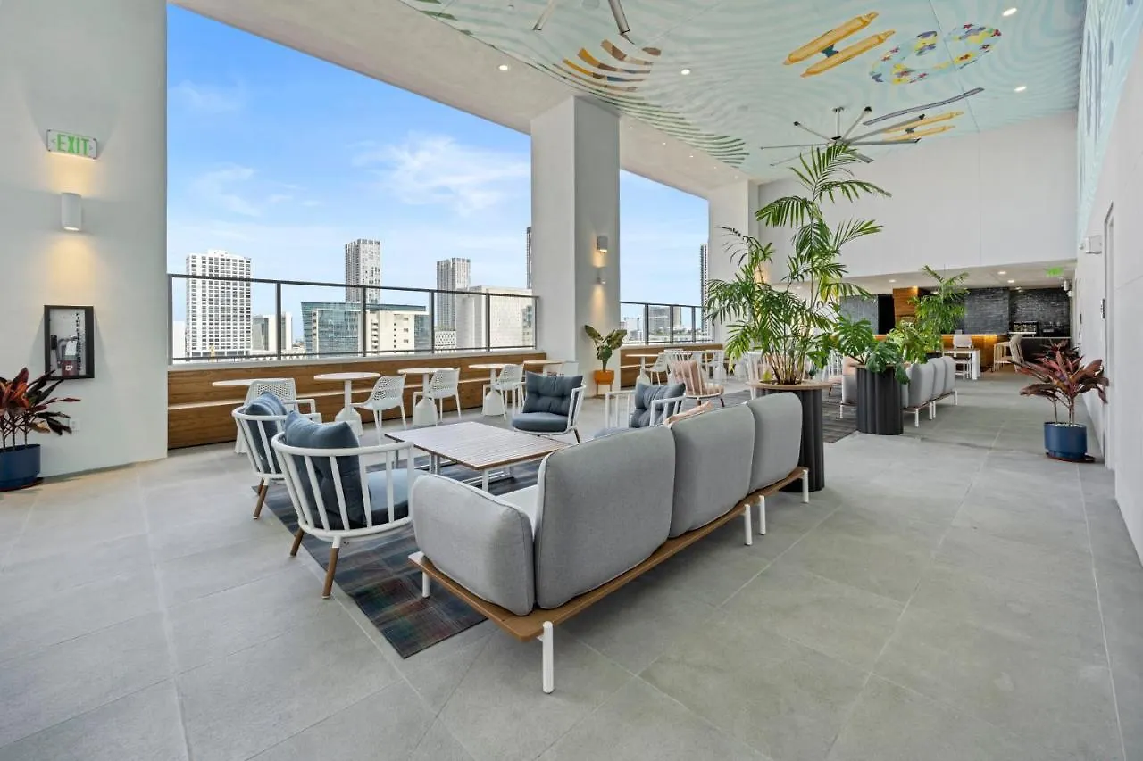 Διαμέρισμα Fabulous With Pool, Gym, Lounge - Prime Location,