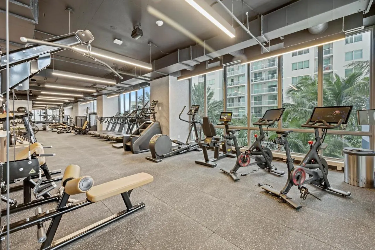 Διαμέρισμα Fabulous With Pool, Gym, Lounge - Prime Location,