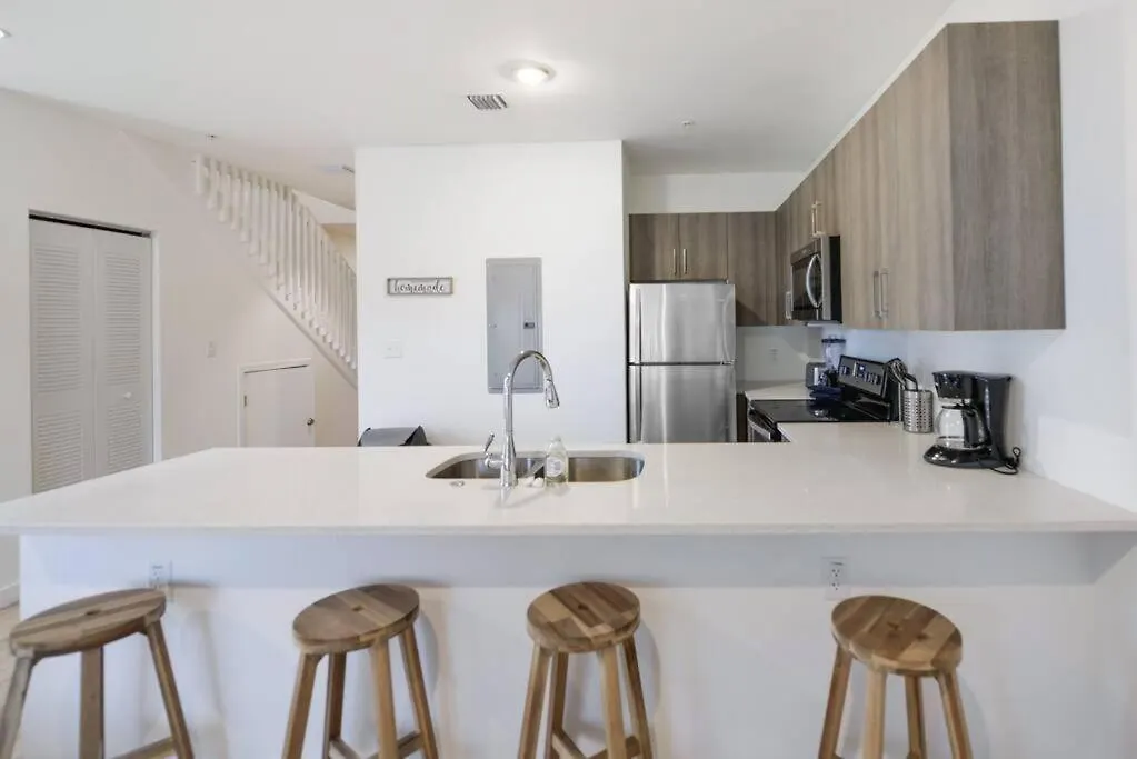 Holiday home Amazing Town House 15 Min From The Beach Wfree Parking