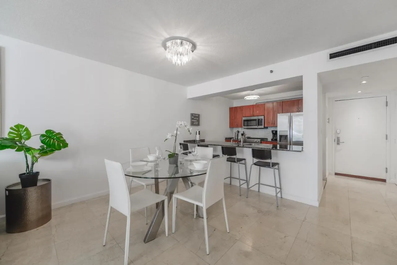 Wonderful In Brickell With Pool And Gym Miami
