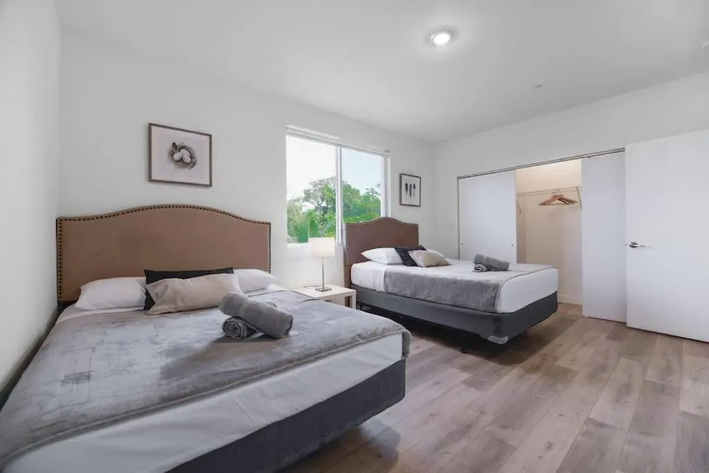 Holiday home Amazing Town House 15 Min From The Beach Wfree Parking