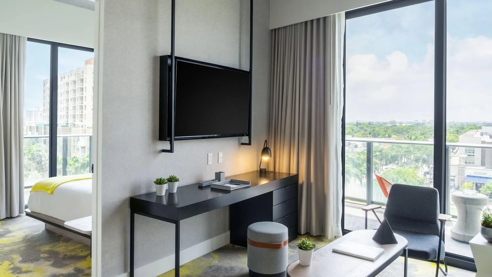 Hyde Midtown 4*