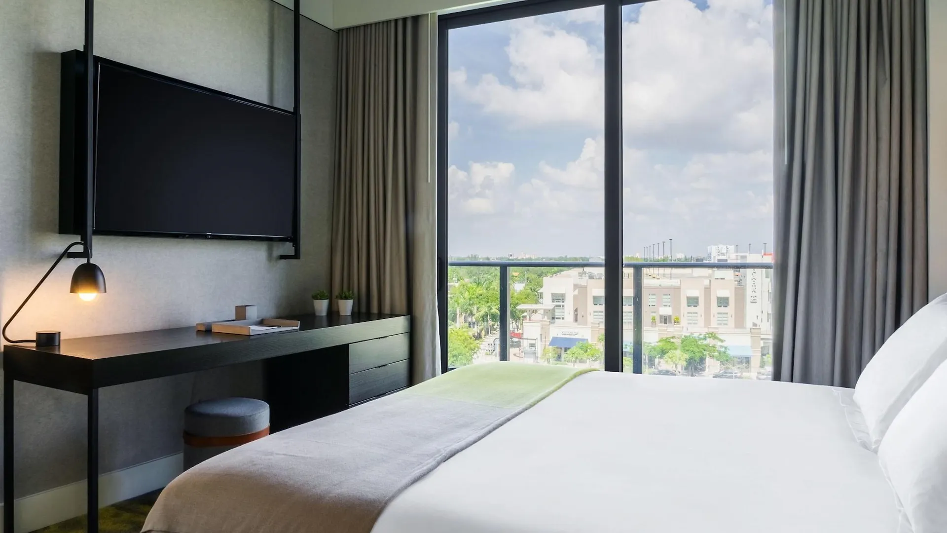 Hyde Midtown Hotel