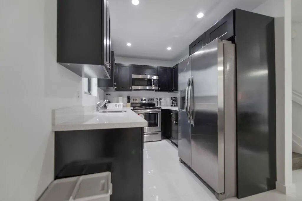 Holiday home Wonderful Brand New Duplex 3 Bedroom 2,5 Bathrooms With Parking *