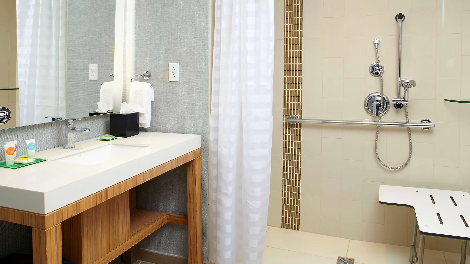 Hyatt Place Miami Airport East