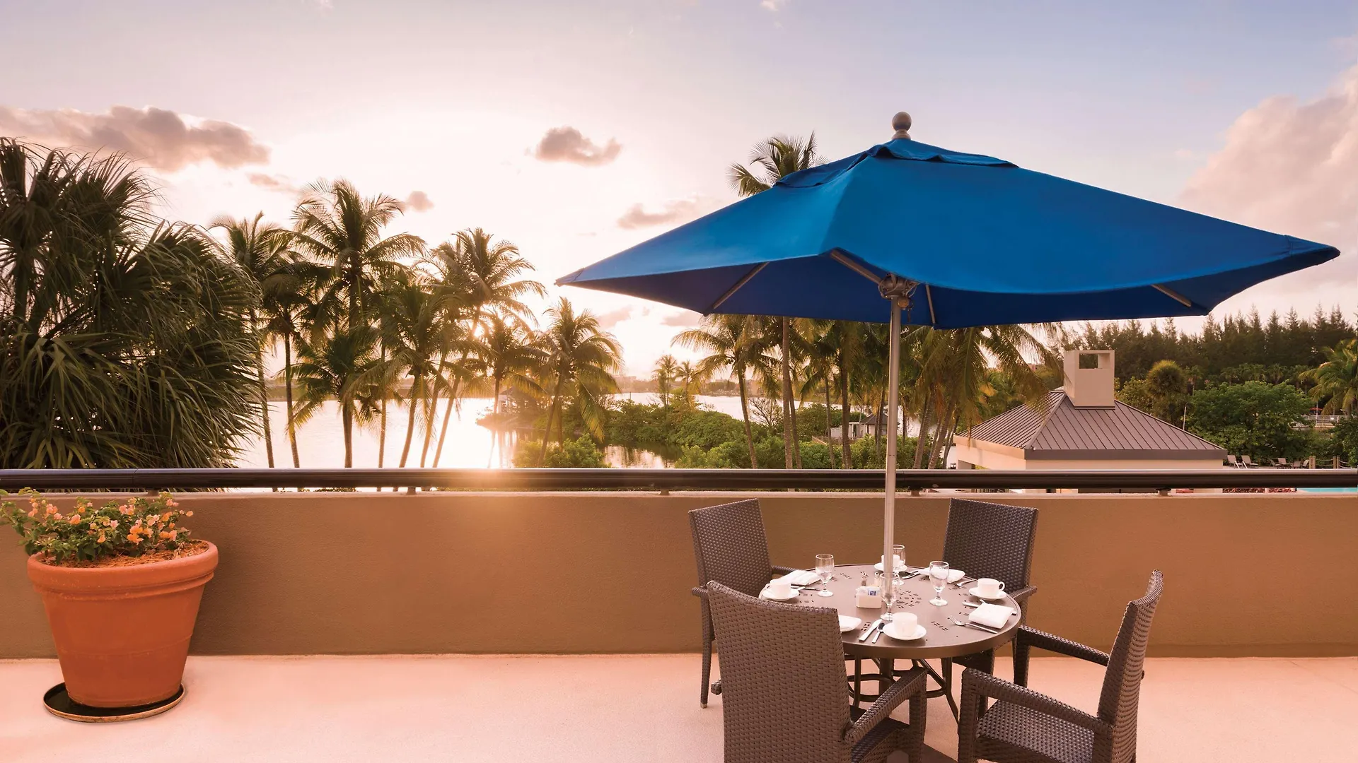 Hotell Hilton Airport Blue Lagoon 4*