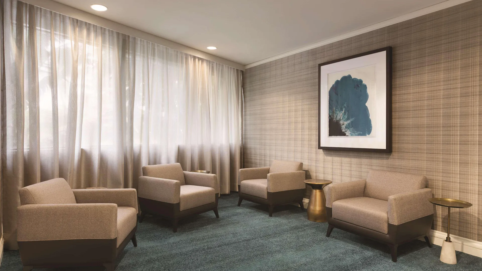 Hilton Airport Blue Lagoon Miami