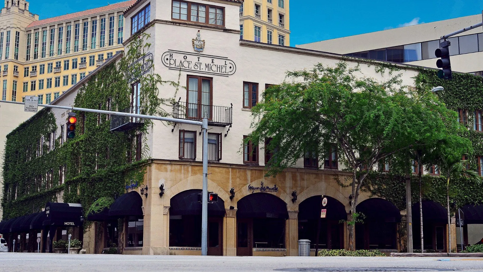 Otel St. Michel 3*